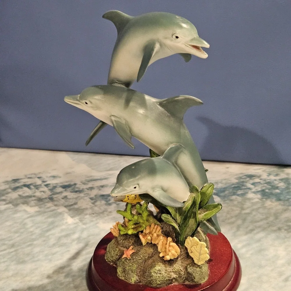 N/A decorative resin